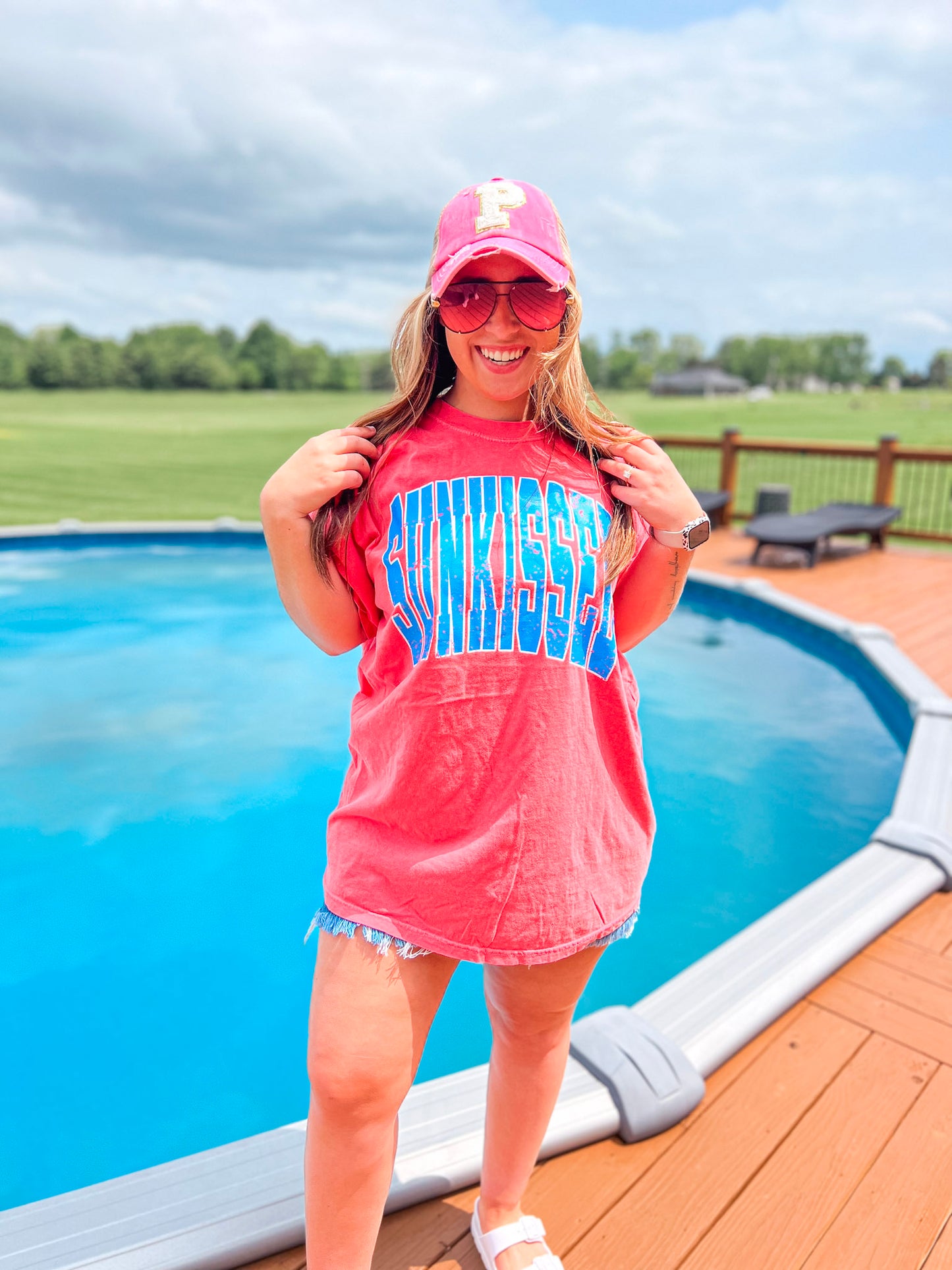 SUNKISSED TEE