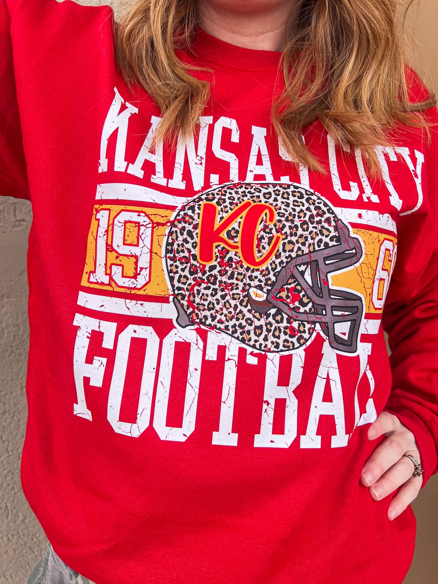 KANSAS CITY FOOTBALL SWEATSHIRT (RED)