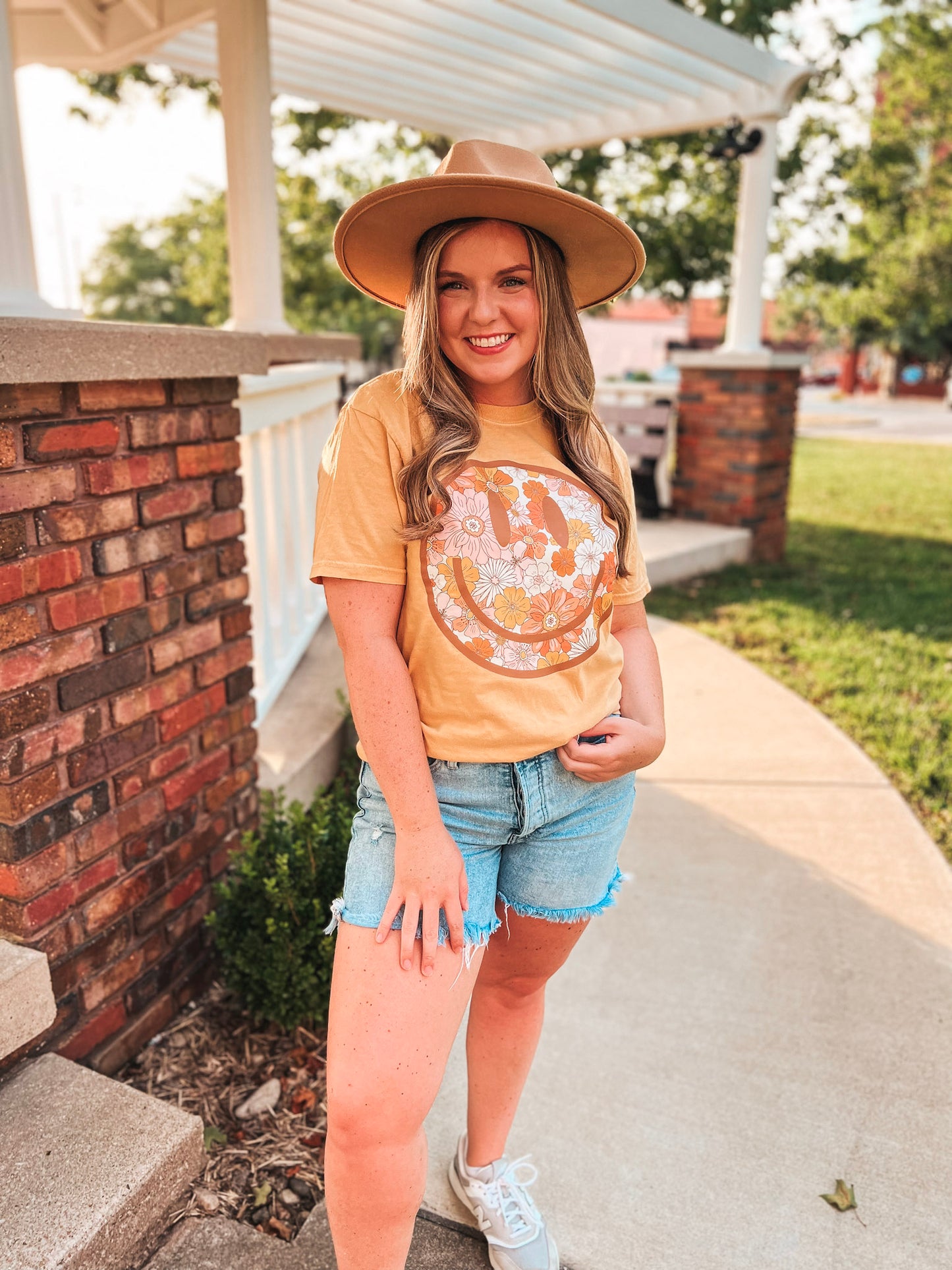 FALL HAPPY TEE
