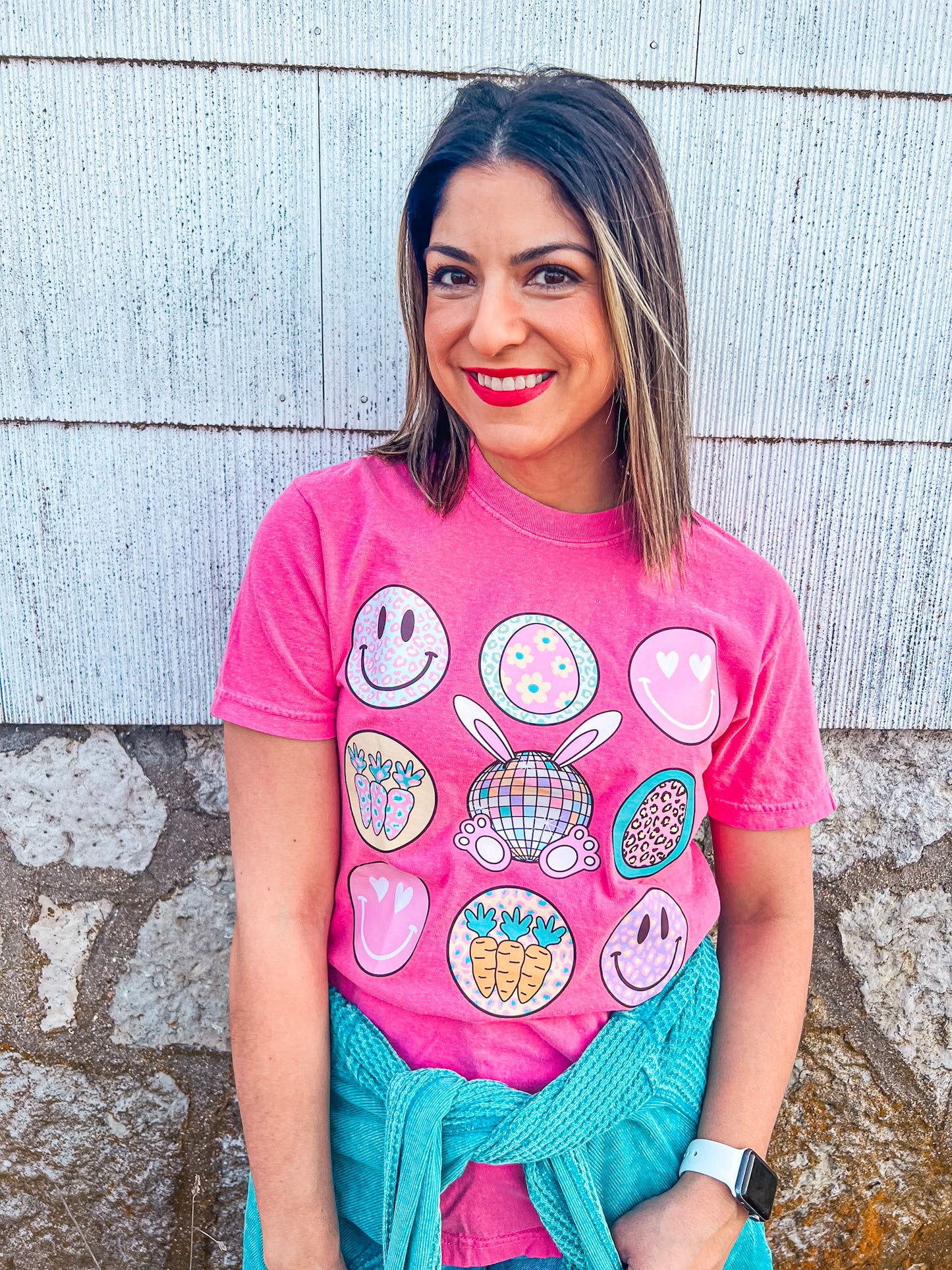 HAPPY FACE EASTER TEE