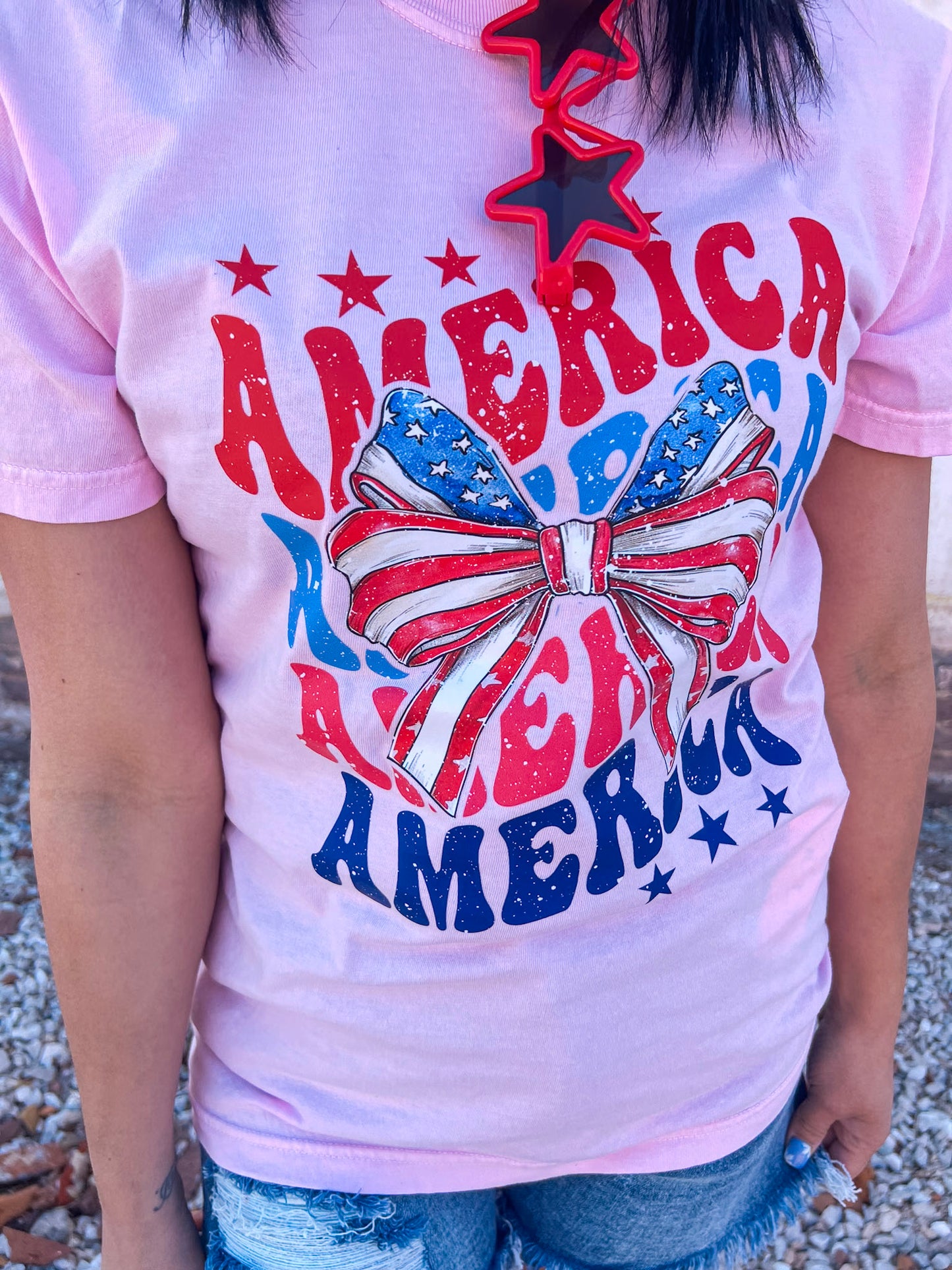 AMERICA PINK BOW TEE