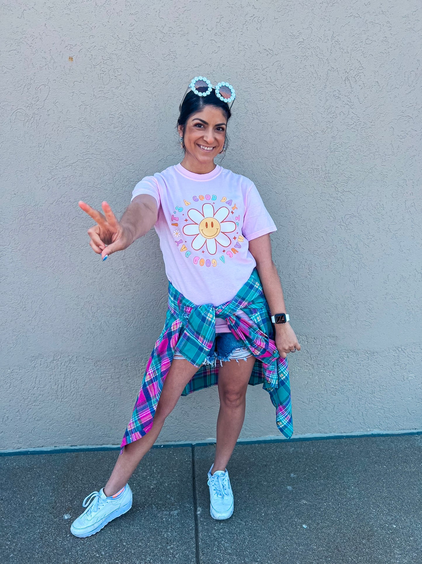 ITS A GOOD DAY TO HAVE A GOOD DAY TEE
