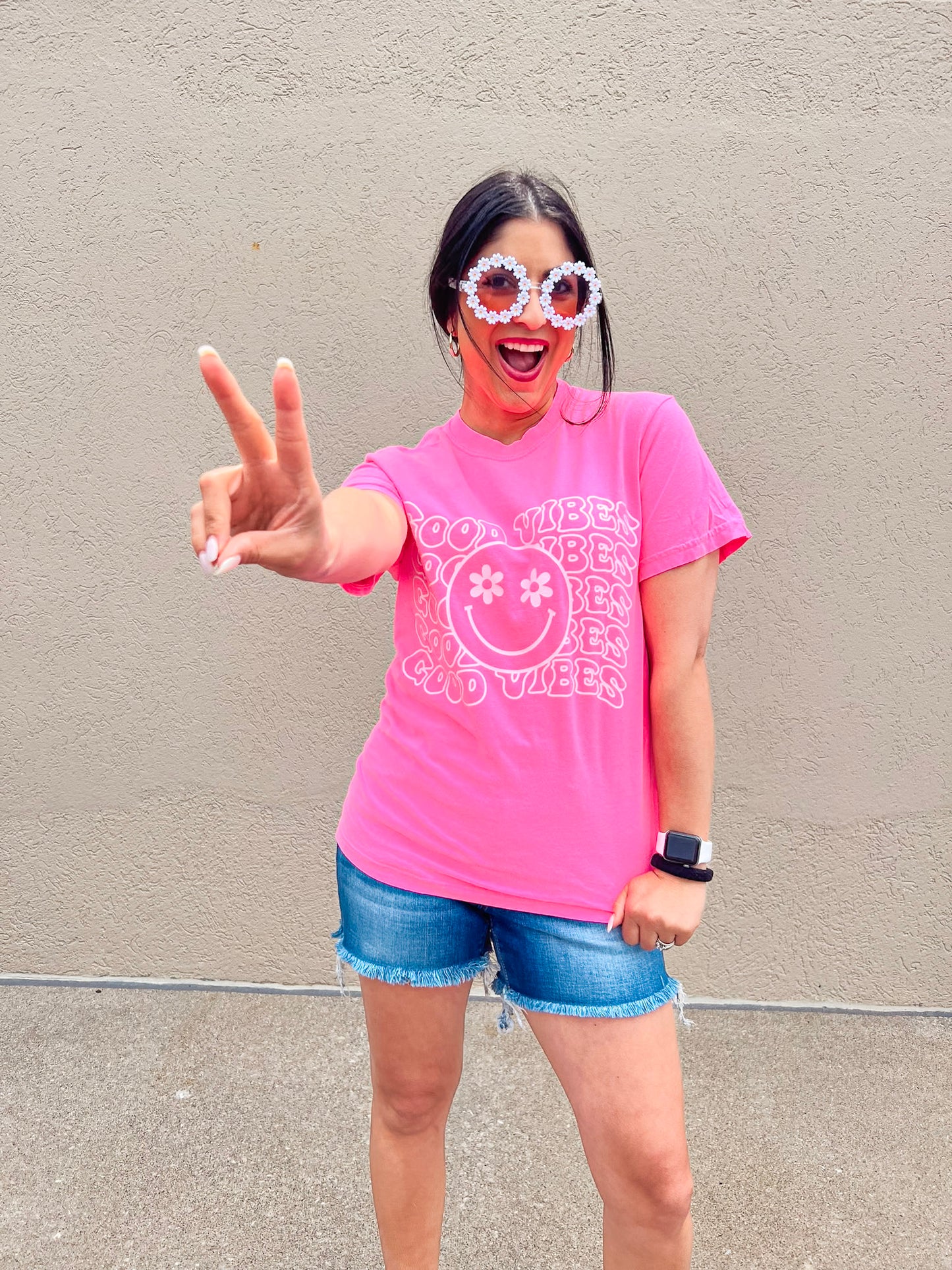 NEON PINK GOOD VIBES TEE