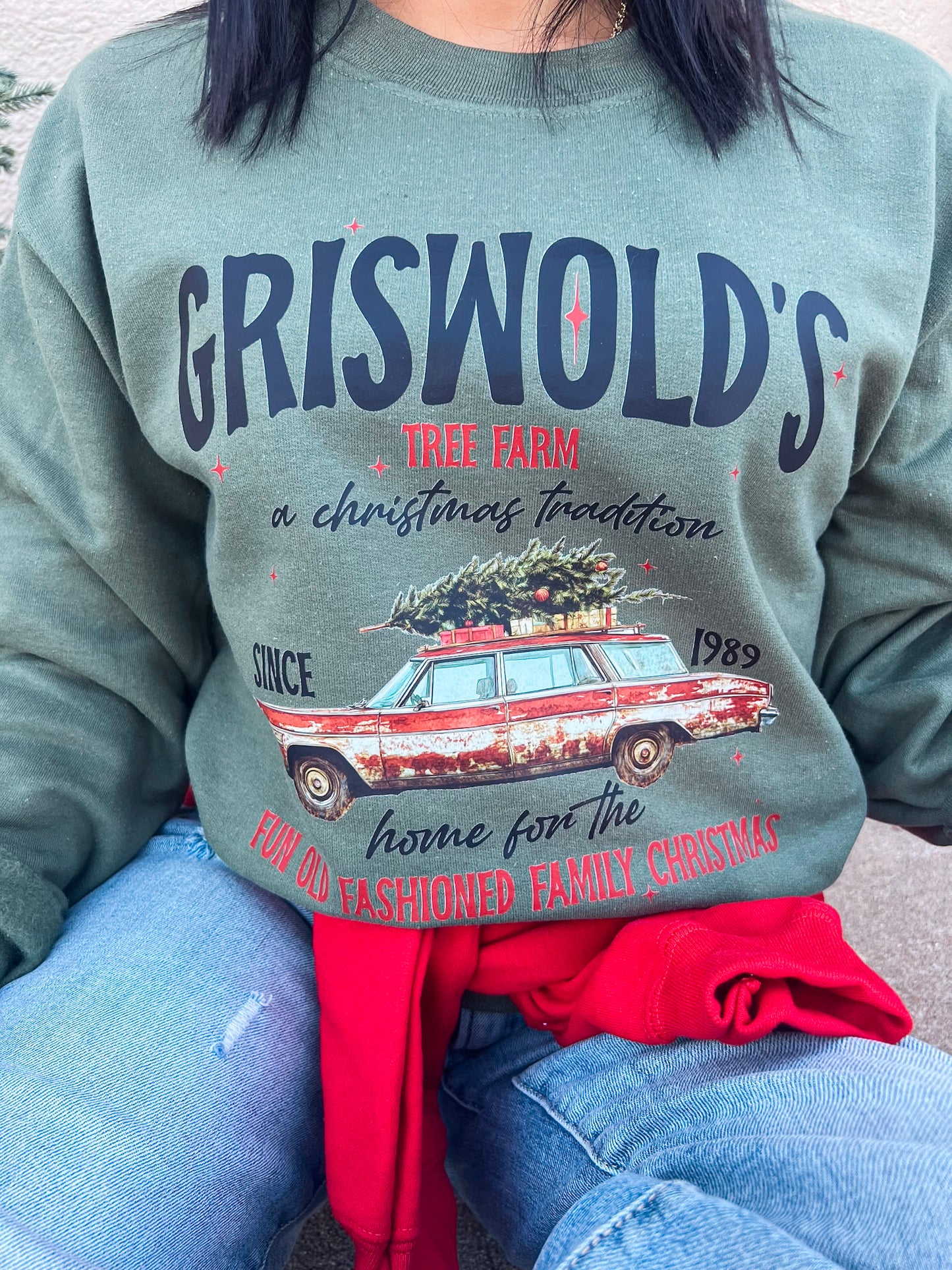 GRISWOLD CHRISTMAS TREE FARM SWEATSHIRT (M. GREEN)