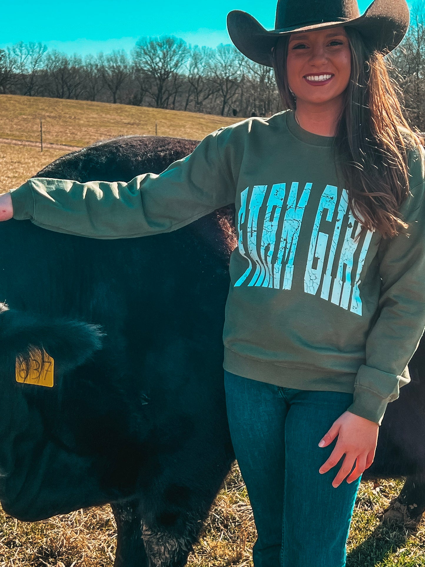FARM GIRL SWEATSHIRT
