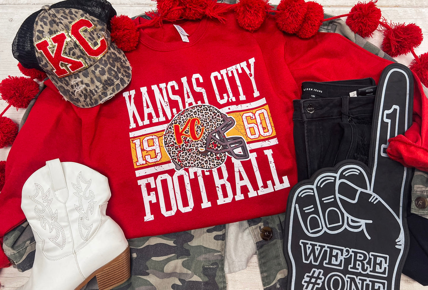 KANSAS CITY FOOTBALL SWEATSHIRT (RED)