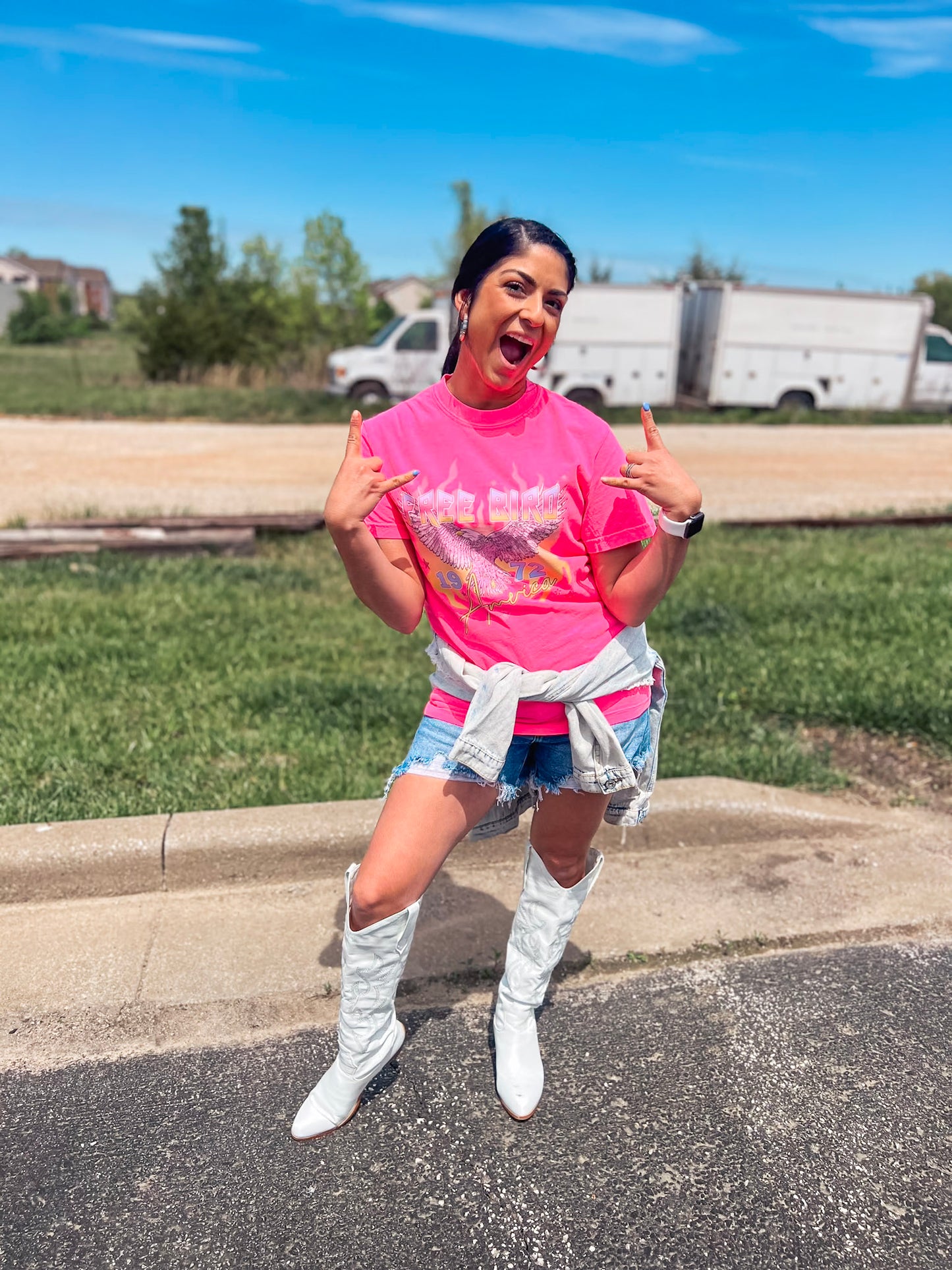 FREEBIRD HOT PINK TEE
