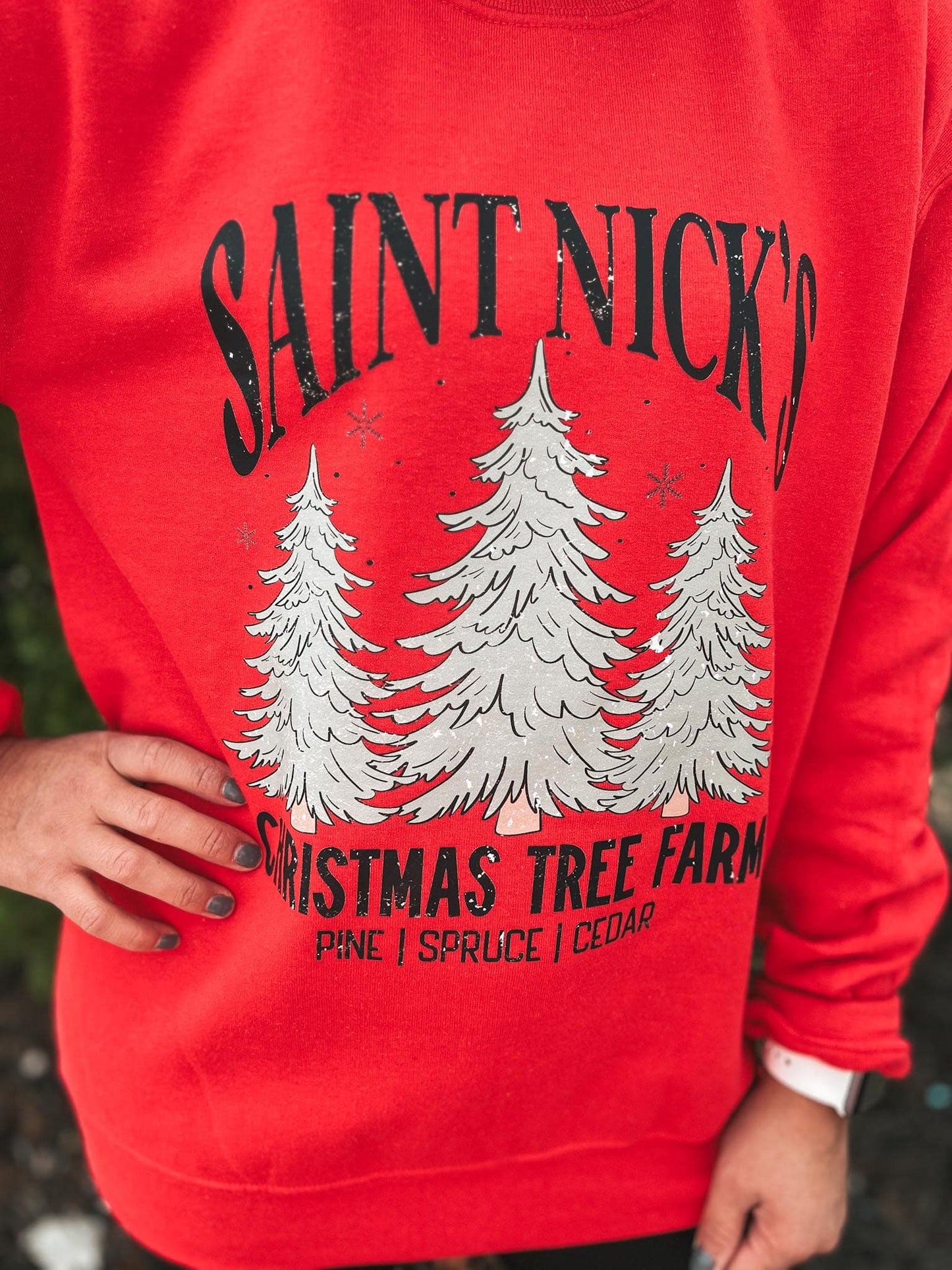 SAINT NICKS TREE FARM SWEATSHIRT