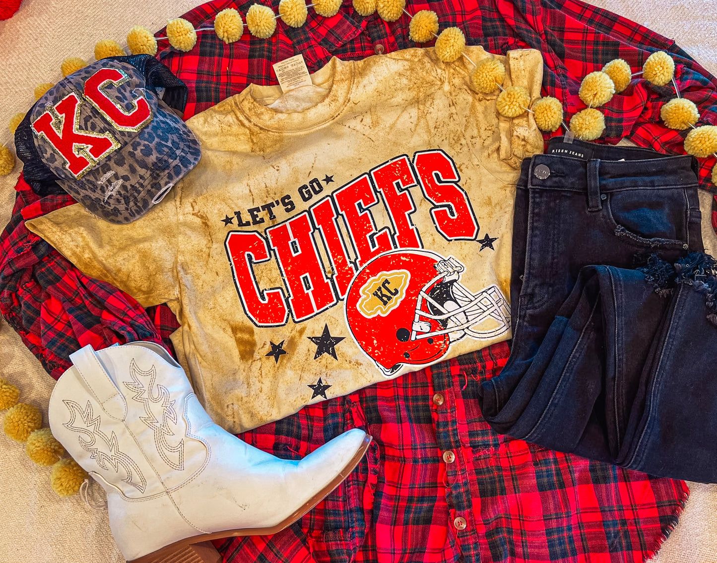 LET'S GO CHIEFS TEE (YELLOW CB)