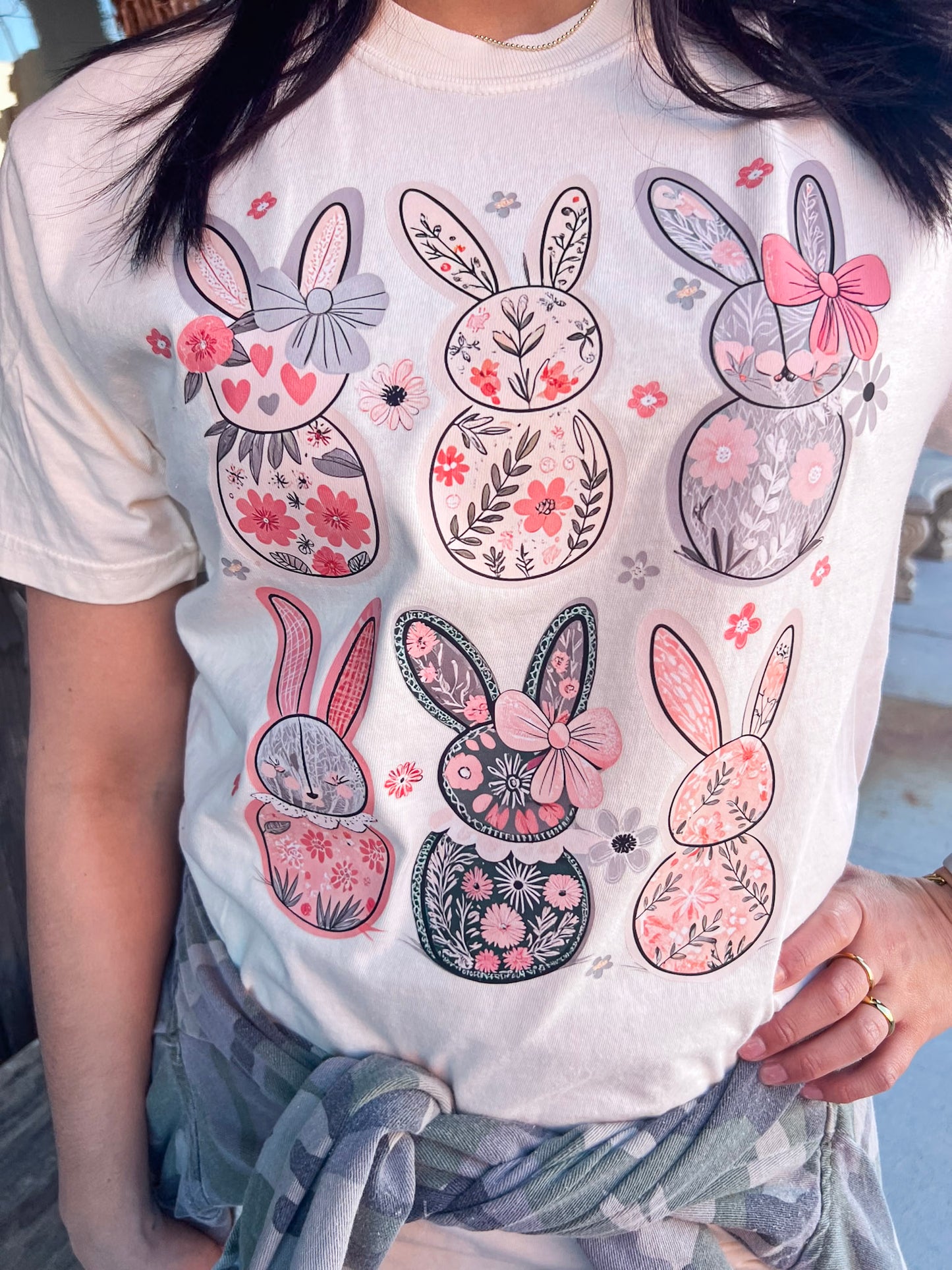 FLORAL BUNNY TEE (IVORY)