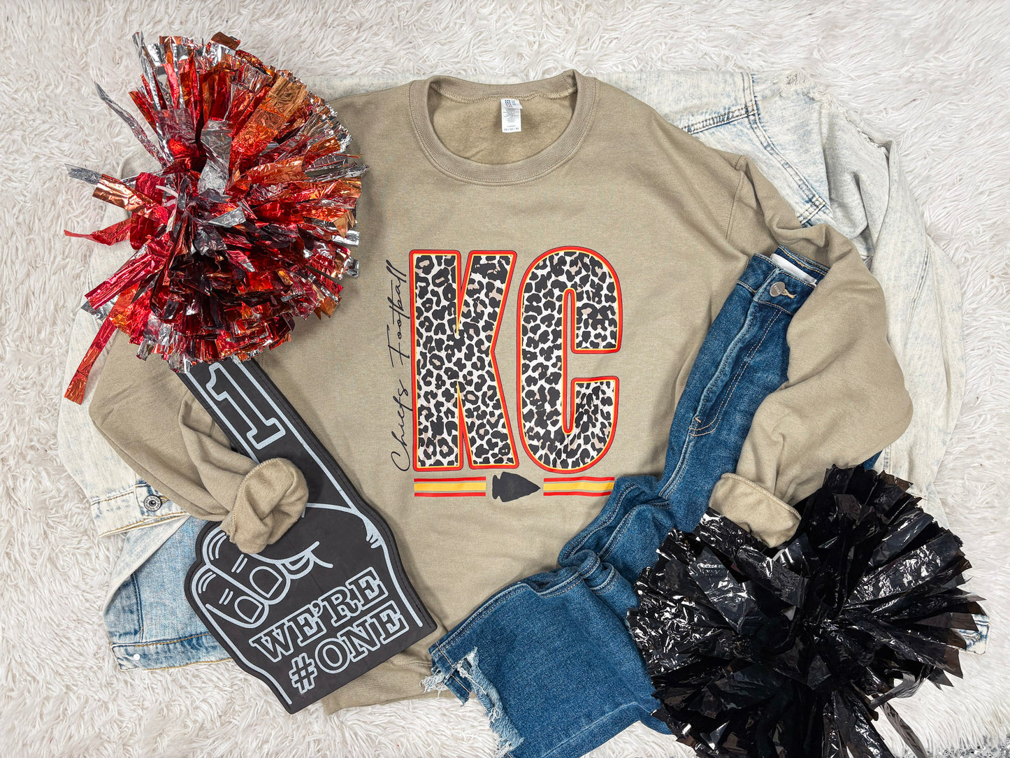 KC FOOTBALL LEOPARD SWEATSHIRT (KHAKI)