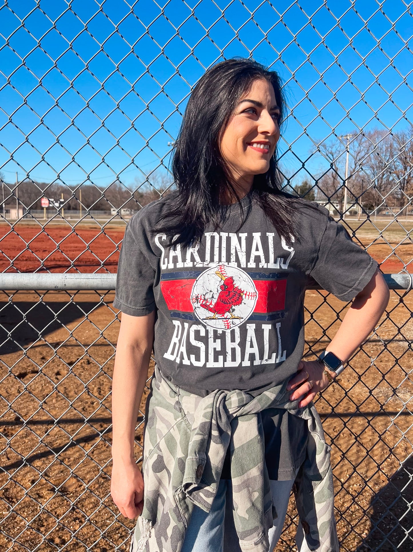 CARDINALS BASEBALL TRENDY BLOCK TEE (PEPPER CC)