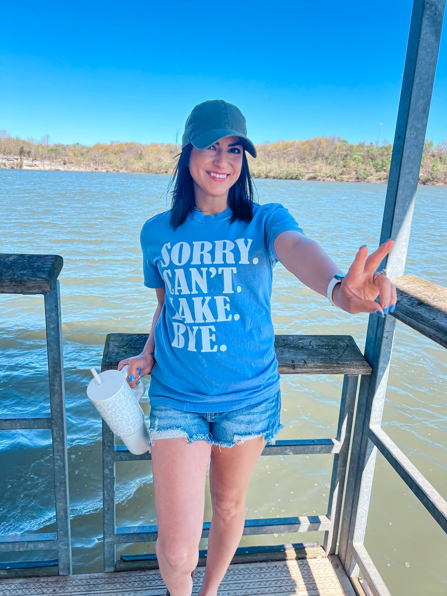 SORRY CAN'T LAKE BYE TEE