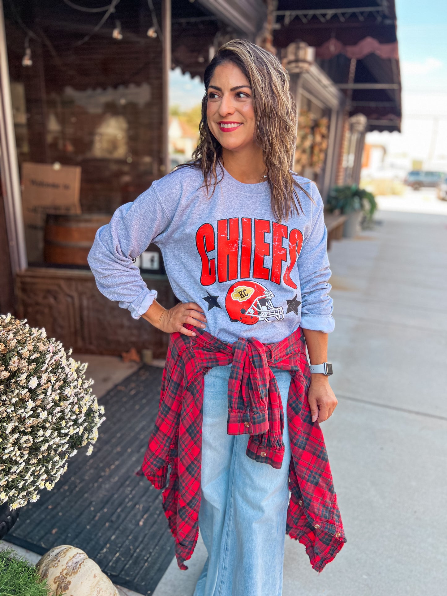 CHIEFS OVERSIZED FONT STARS SWEATSHIRT (GREY)