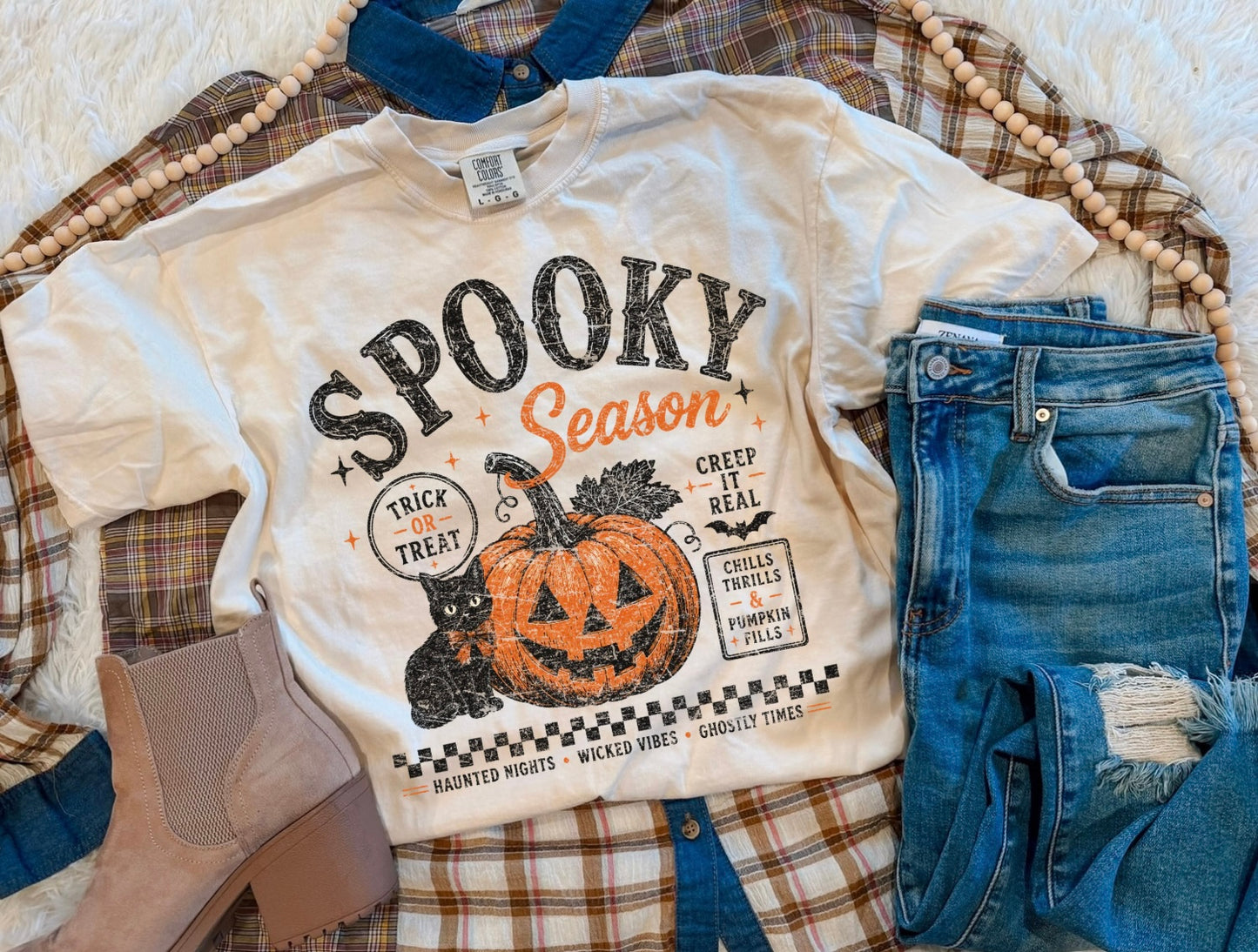SPOOKY SEASON TEE (IVORY)