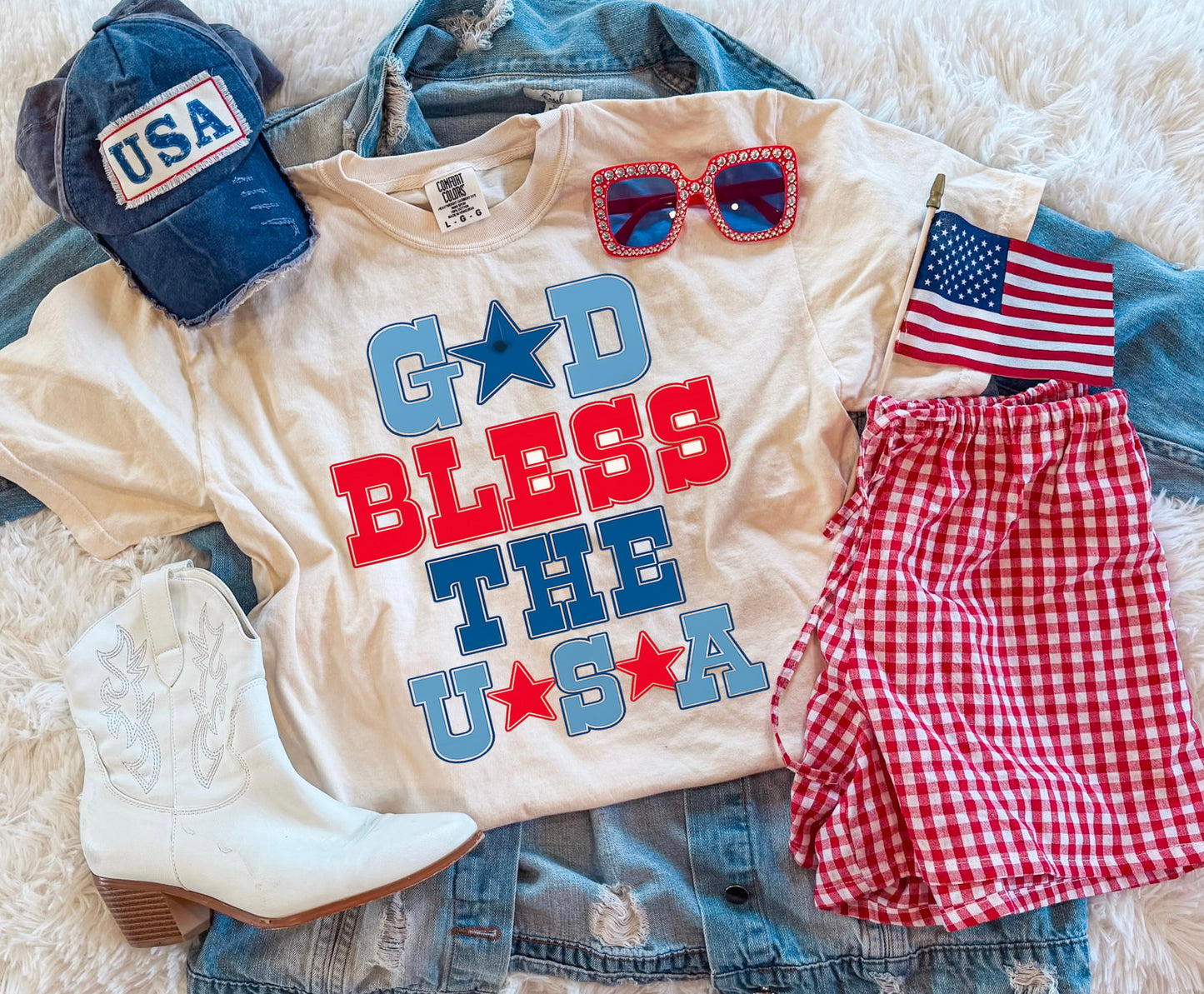 GOD BLESS AMERICA TEE (IVORY)