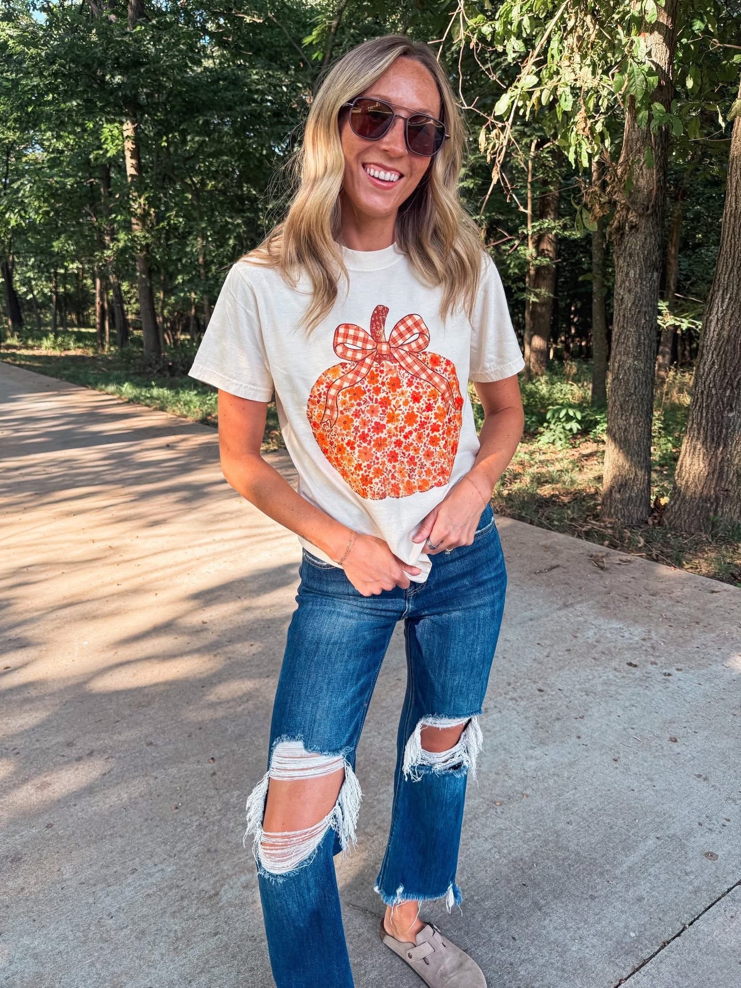 FLORAL PUMPKIN TEE (IVORY CC)