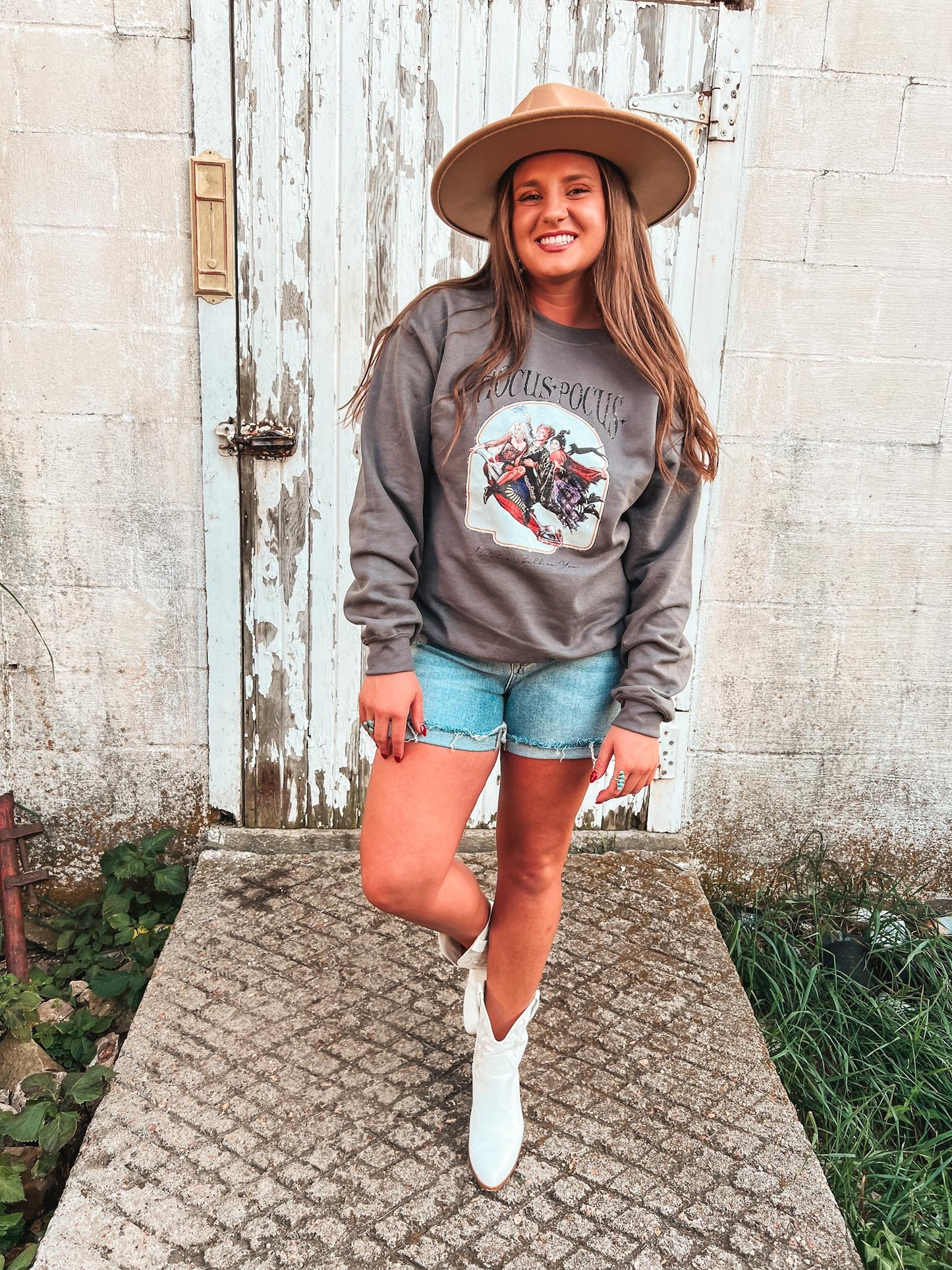 HOCUS POCUS SWEATSHIRT