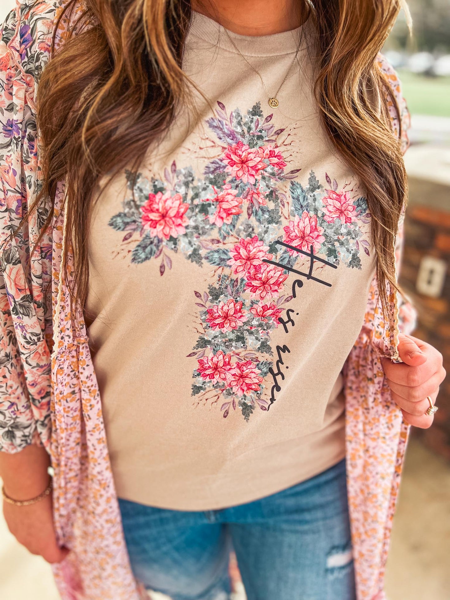 FLORAL CROSS TEE