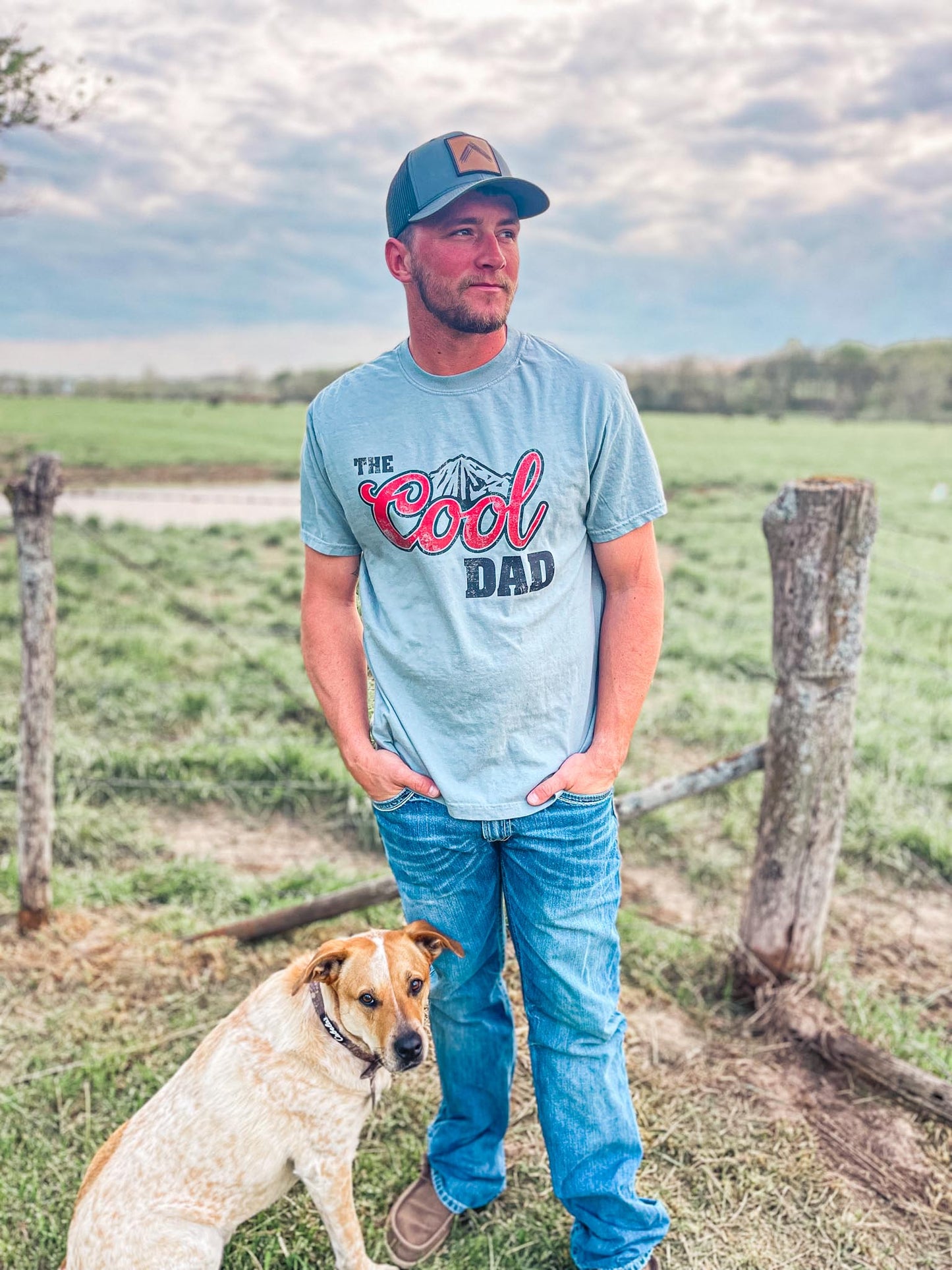 THE COOL DAD TEE