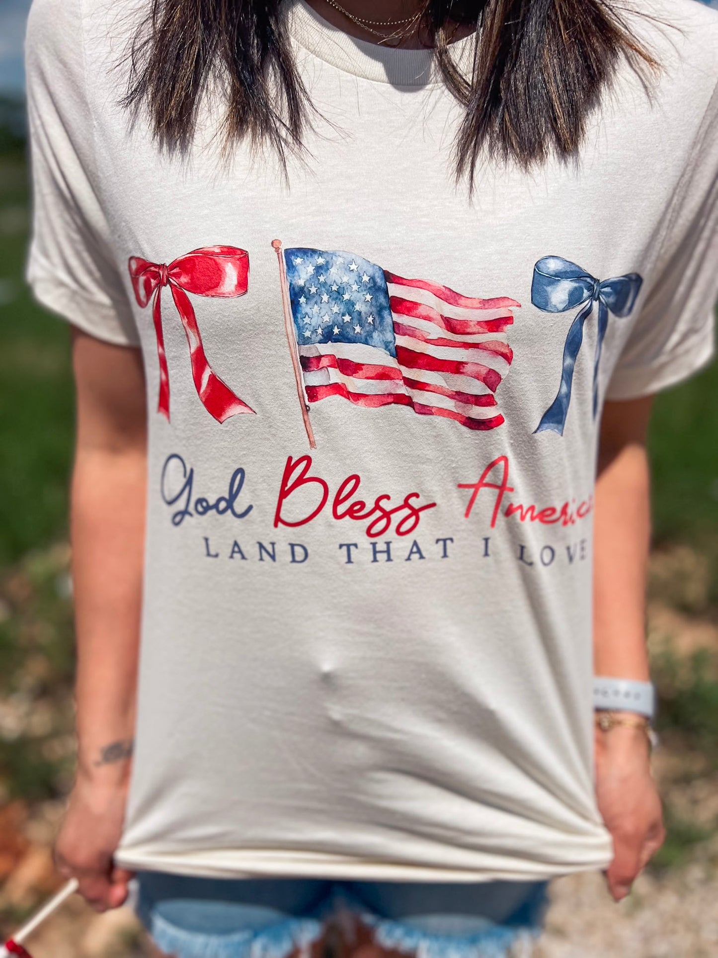 GOD BLESS AMERICA TEE (NATURAL)