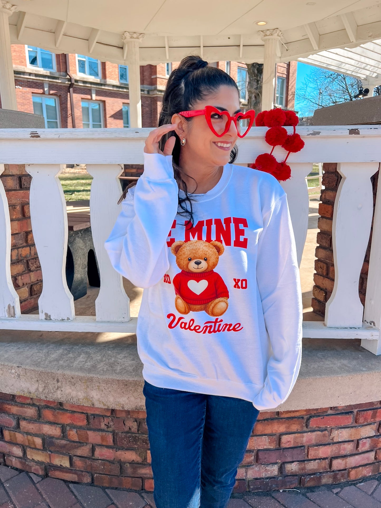 BE MINE VALENTINE SWEATSHIRT (WHITE)