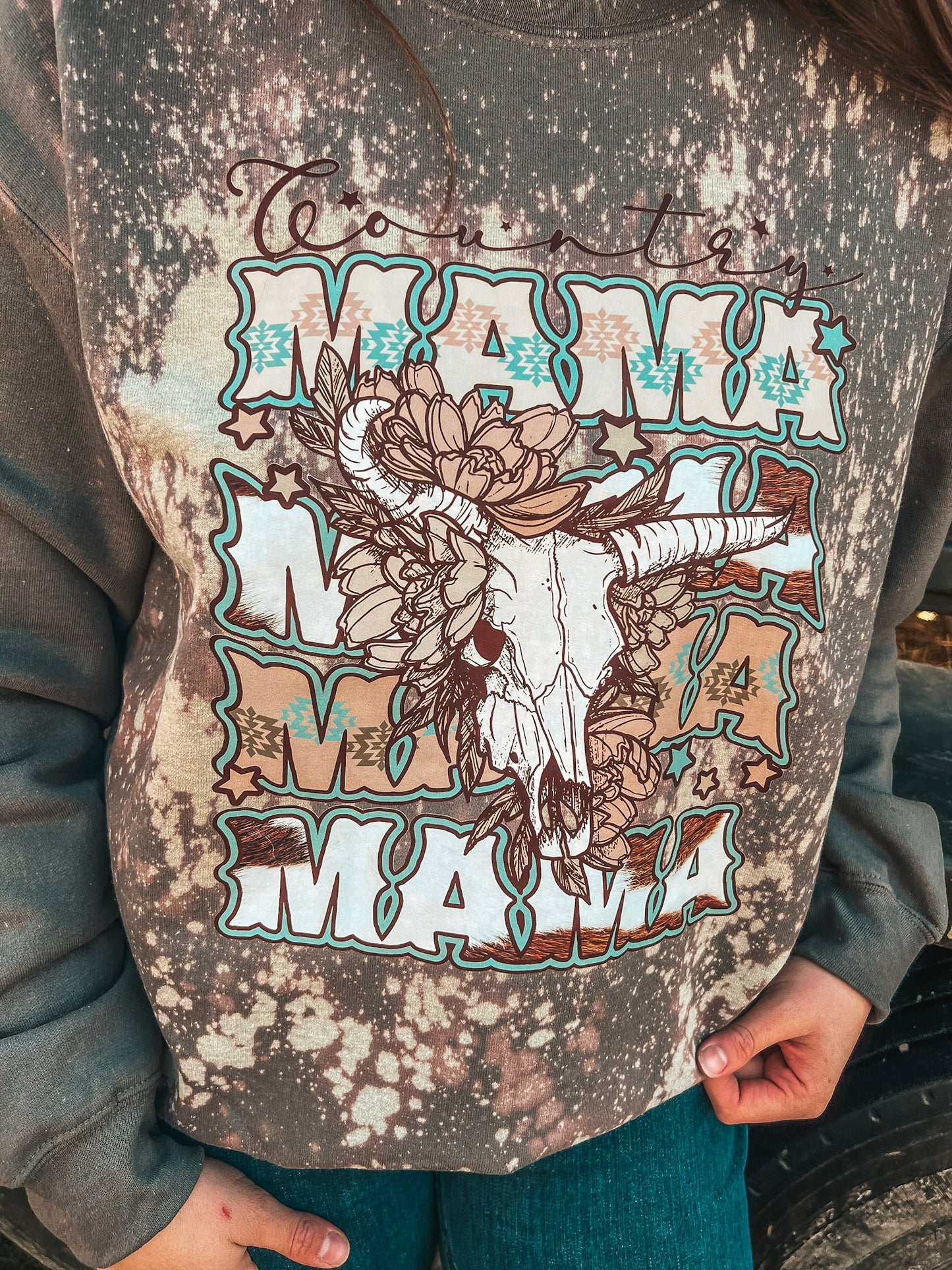 COUNTRY MAMA SWEATSHIRT