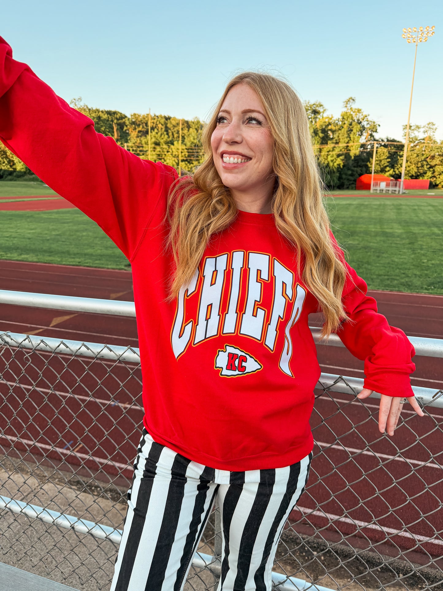 FAVORITE CHIEFS SWEATSHIRT (RED)