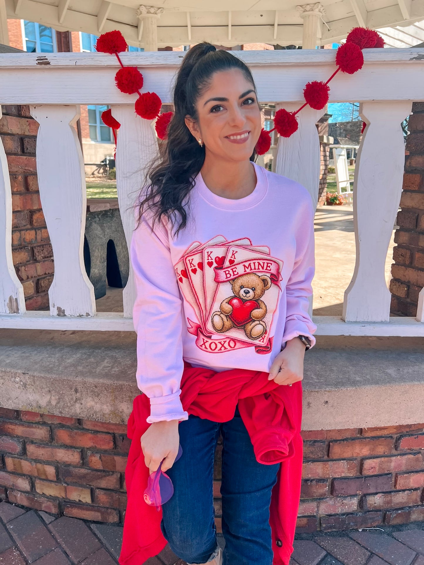 BE MINE CARDS SWEATSHIRT (SAND)