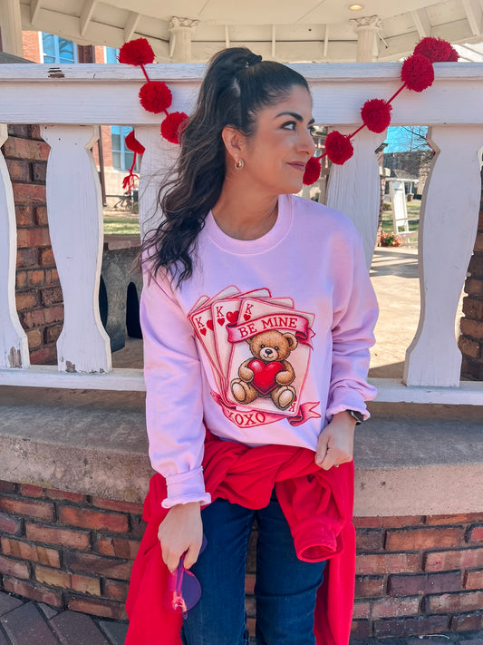 BE MINE CARDS SWEATSHIRT (SAND)