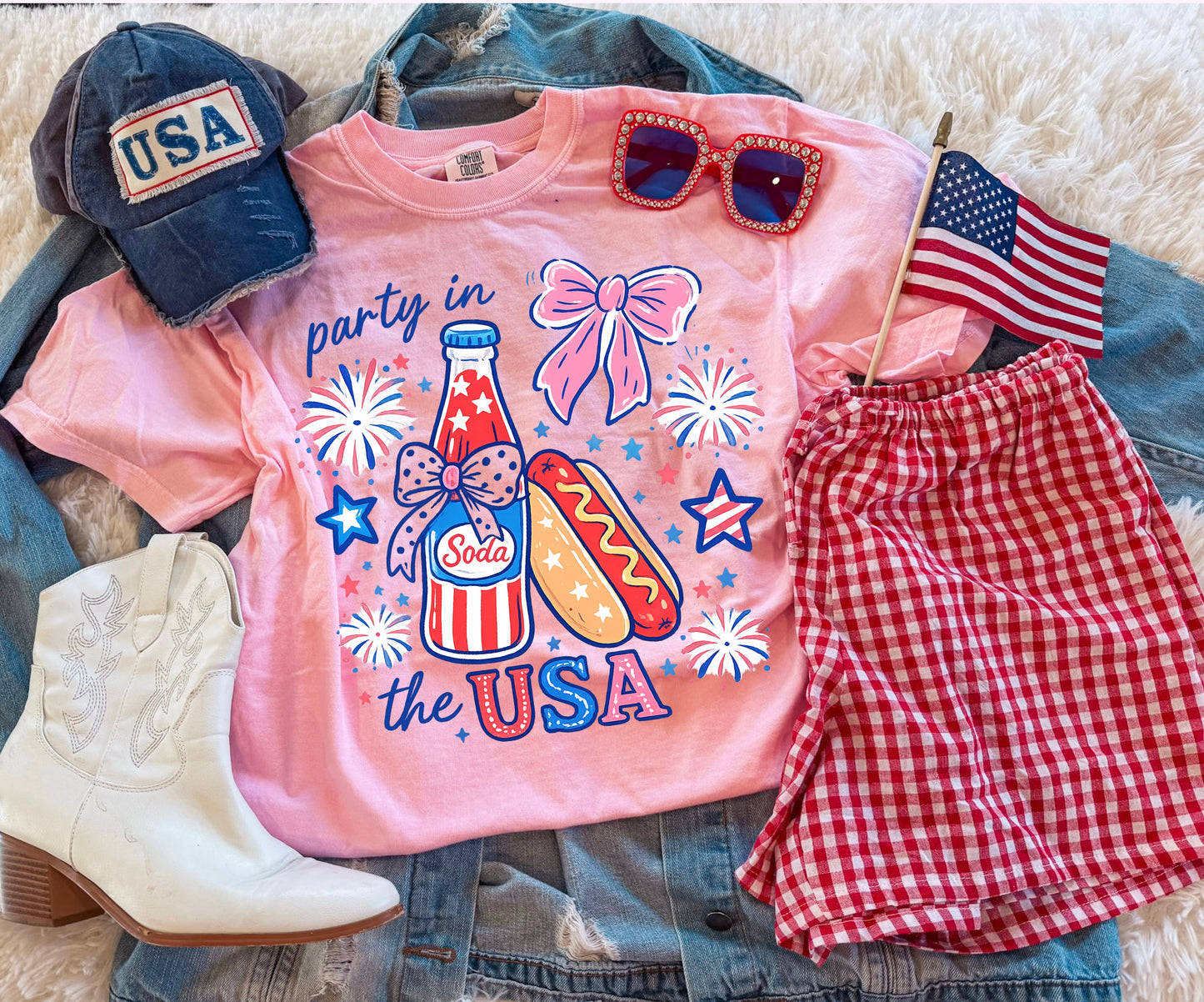 PARTY IN THE USA CUTESY TEE (BLOSSOM)