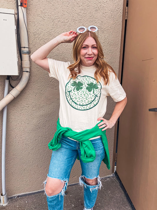 ST. PATRICKS SMILEY TEE (IVORY CC)