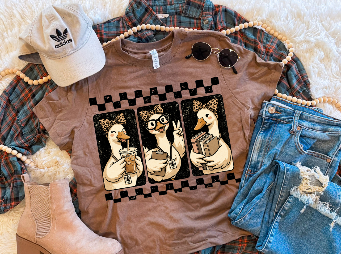 TEACHER GOOSE TEE (BROWN)