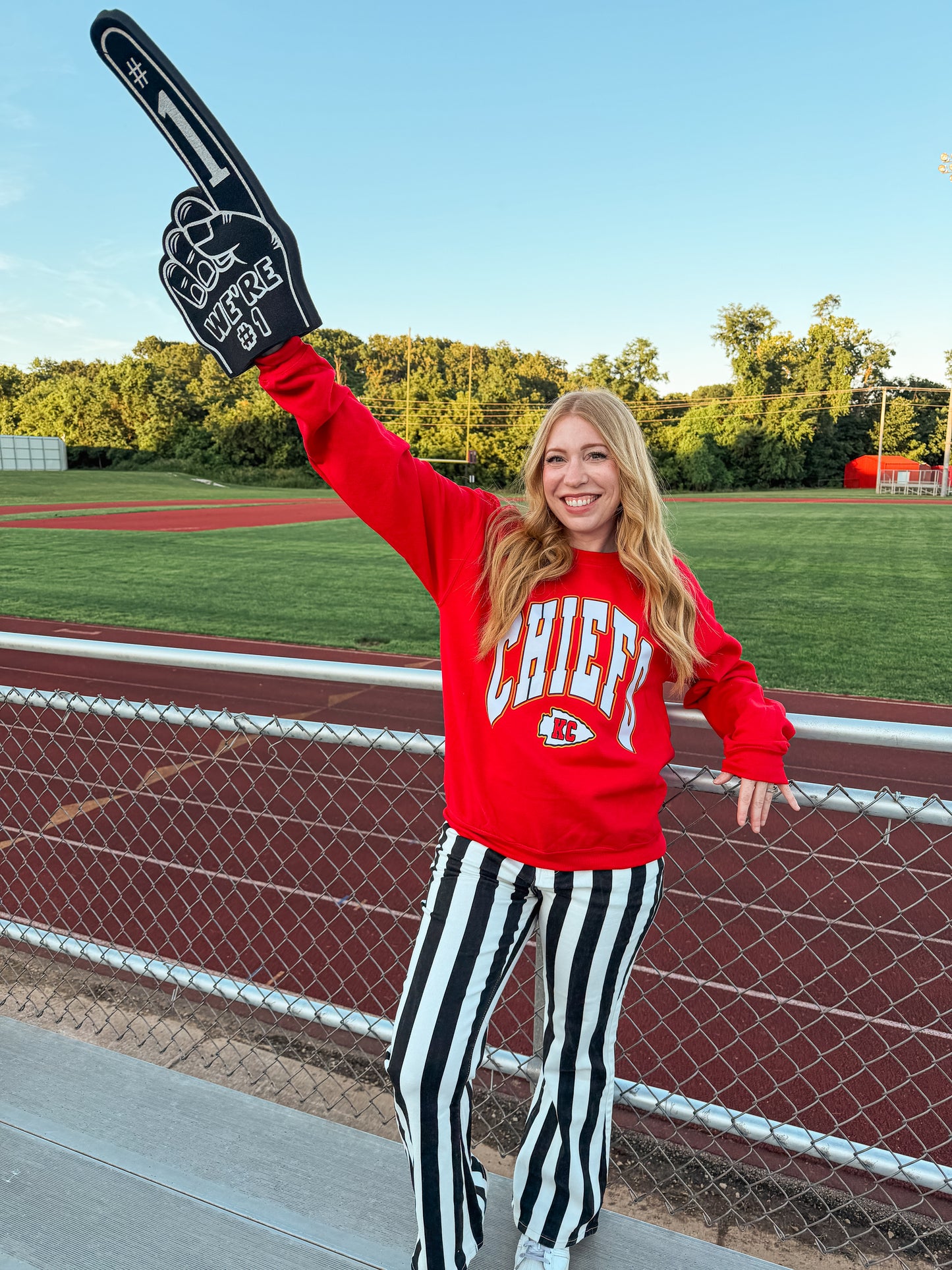 FAVORITE CHIEFS SWEATSHIRT (RED)