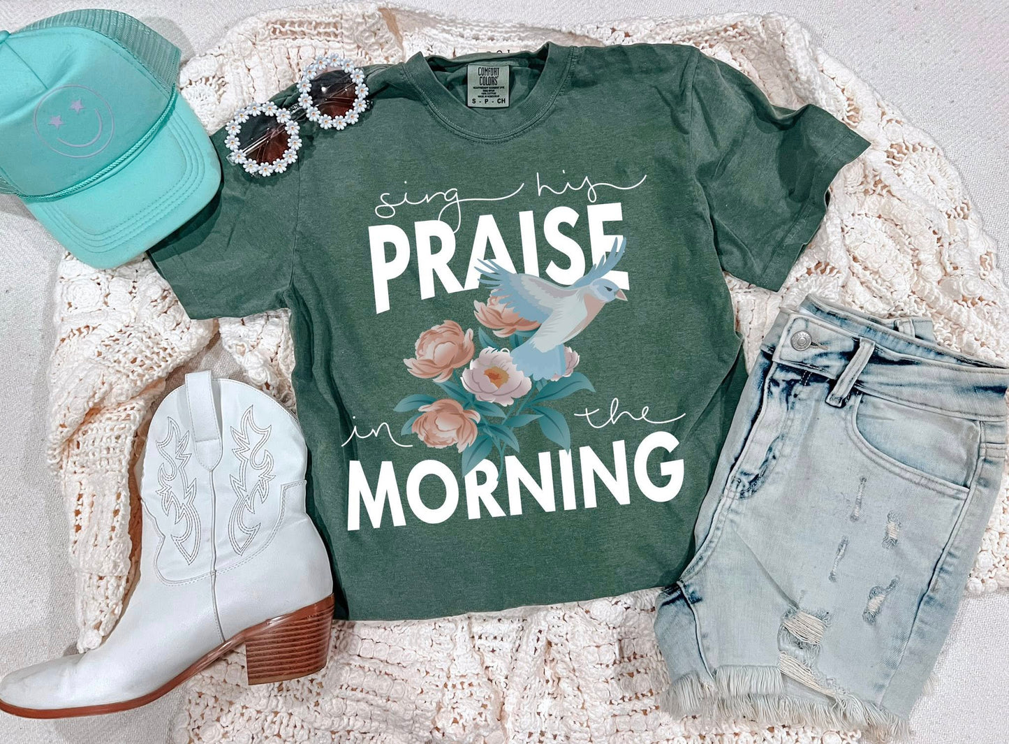 SING PRAISE IN THE MORNING TEE (MOSS)