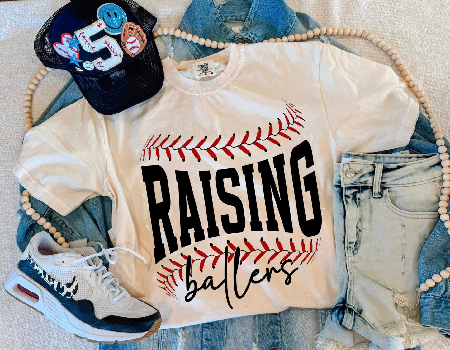RAISING BALLERS TEE (IVORY)