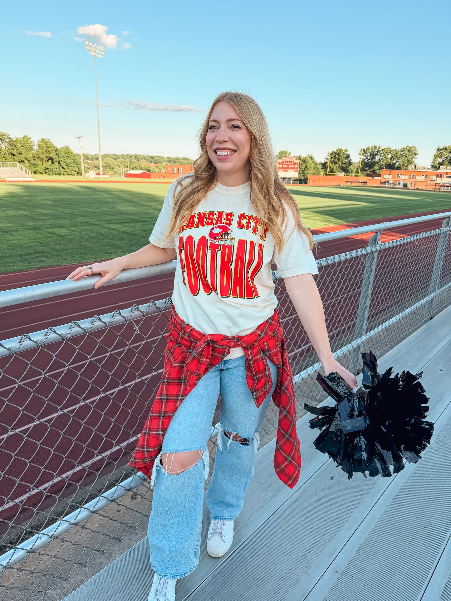 KANSAS CITY FOOTBALL TEE (IVORY)