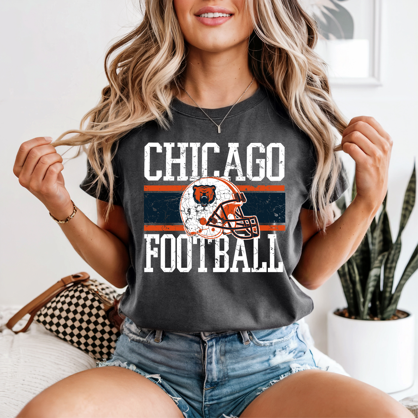 CHICAGO FOOTBALL TRENDY BLOCK TEE (PEPPER)