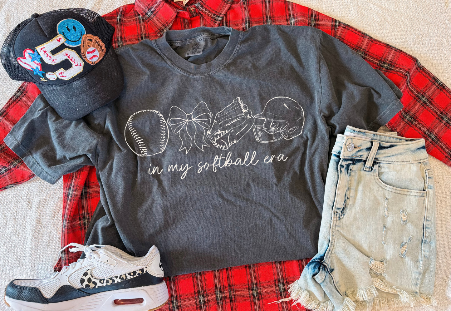 IN MY SOFTBALL ERA TEE (PEPPER)