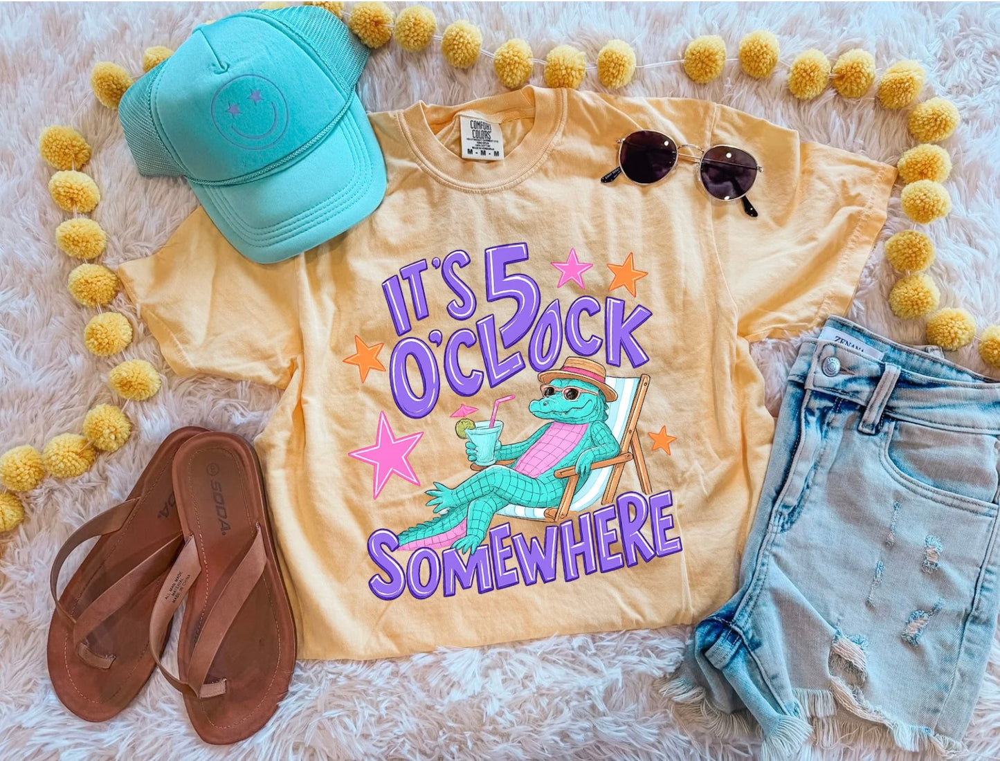 ITS 5 OCLOCK SOMEWHERE TEE (BUTTER)