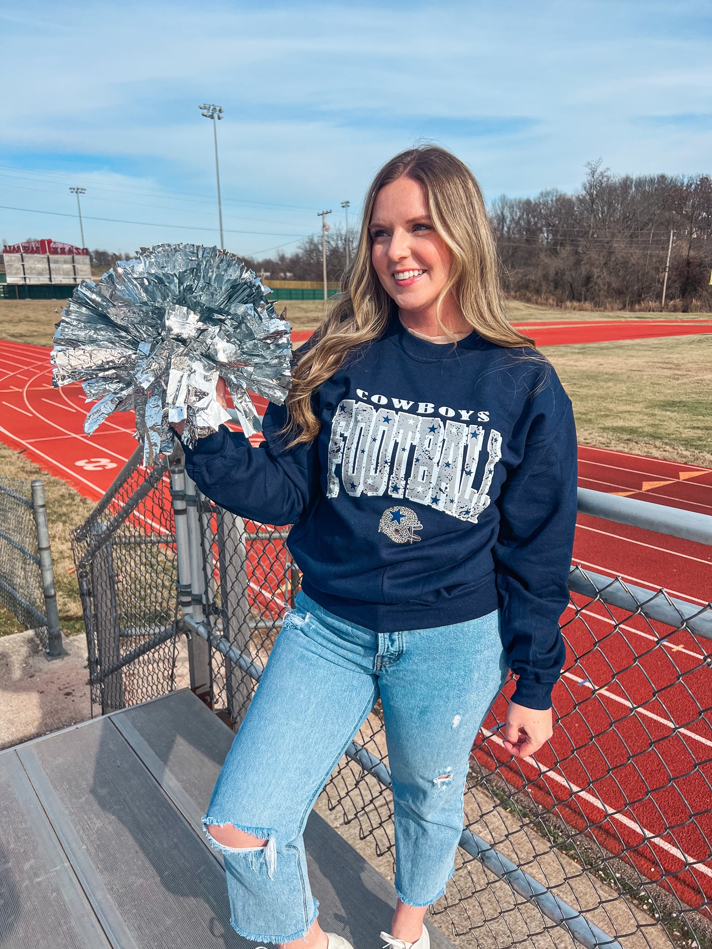 COWBOYS FOOTBALL SWEATSHIRT